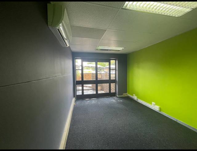 263M² OFFICE TO LET IN HURLINGHAM